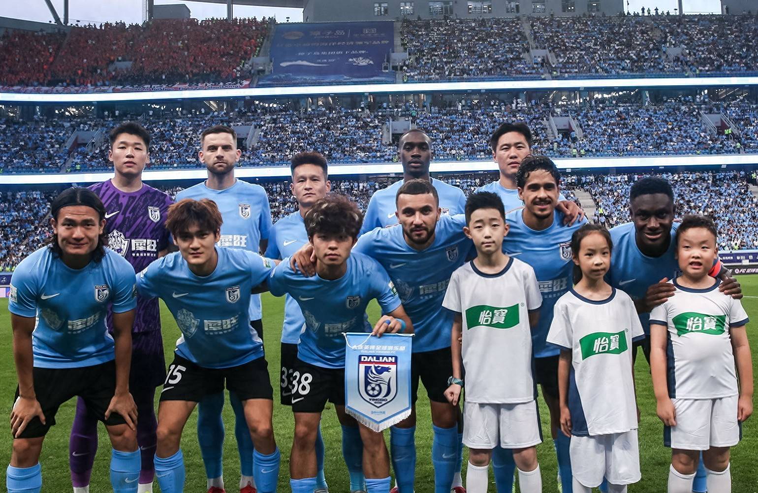 u8官方网址关于集结日CBA常规赛传出新动向，皇家马德里调整名单，管理层表态——引发热议，年轻球员得到机会的信息