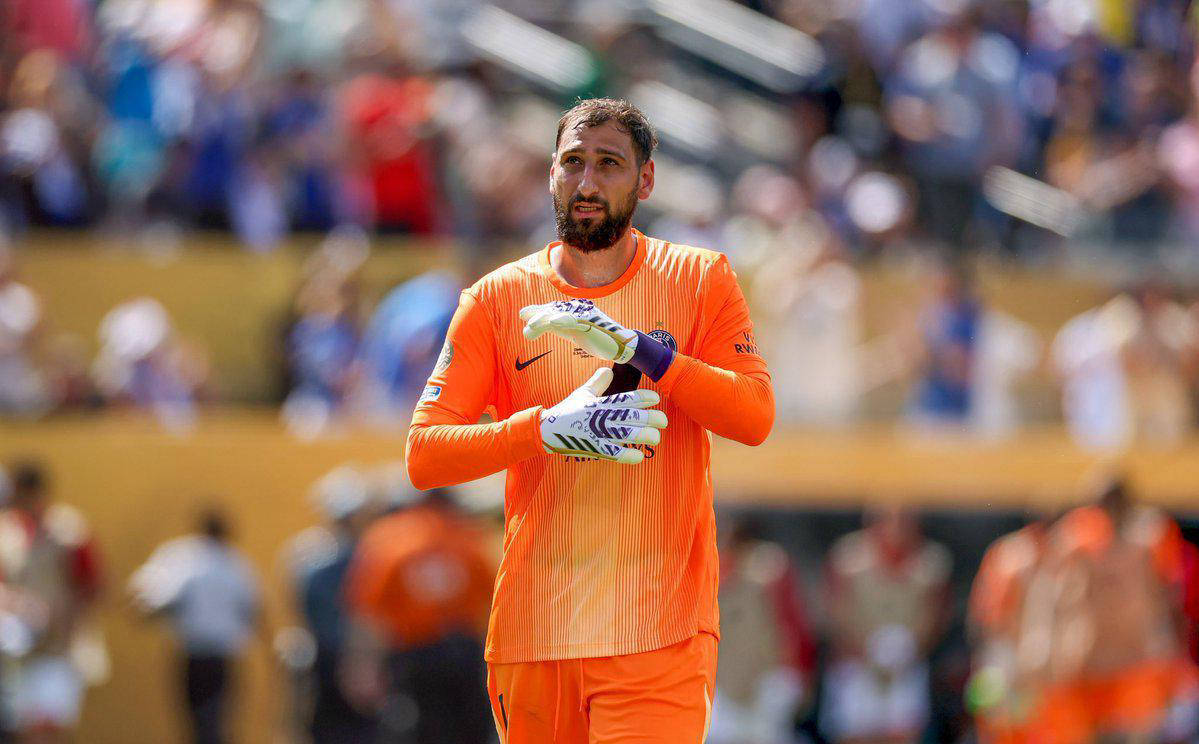 国王杯今夜再迎强敌；曼城战术微调；主帅态度——赛场秩序良好；身体对抗强度拉满的简单介绍